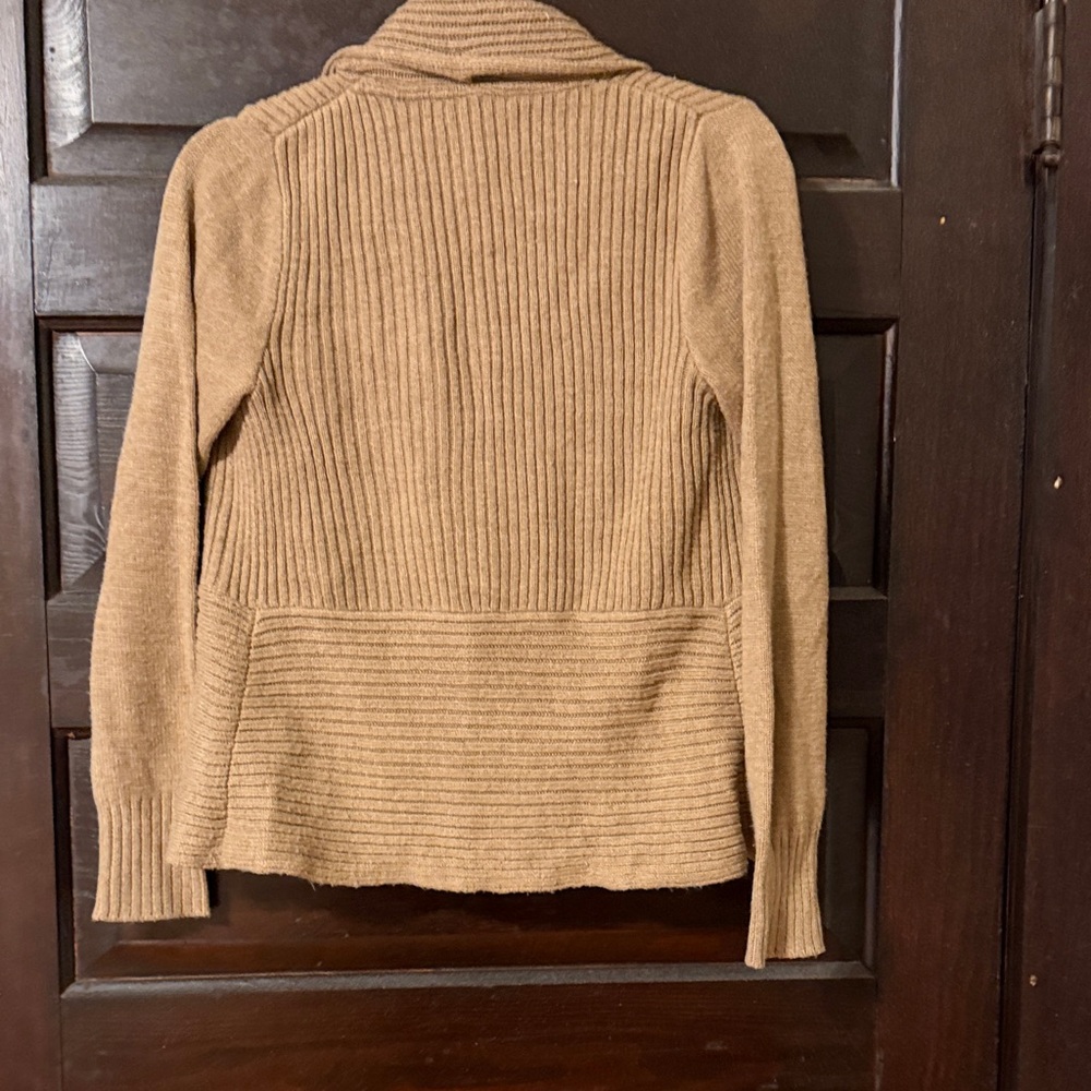H&M Camel Ribbed Cardigan - Picture 3 of 3